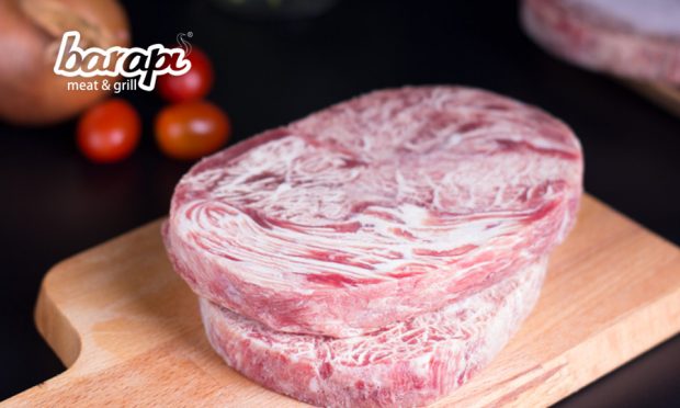 5 Tips Menyimpan Daging di Kulkas Agar Awet dan Tidak Bau